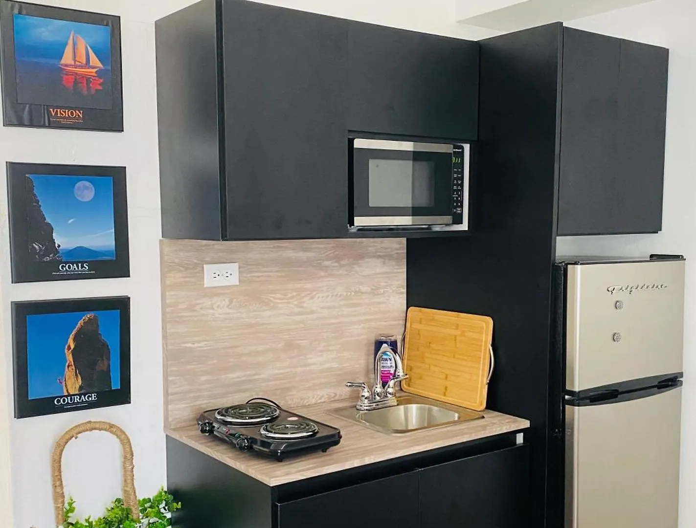 Breezy Two Bed Room Apartment Las Croabas Puerto Rico